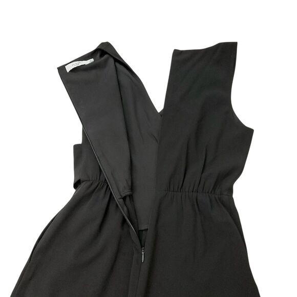 Ali & Jay Jumpsuit Womens Small Black Asymmetrical Pleated One-Piece V-Neck - Picture 7 of 12